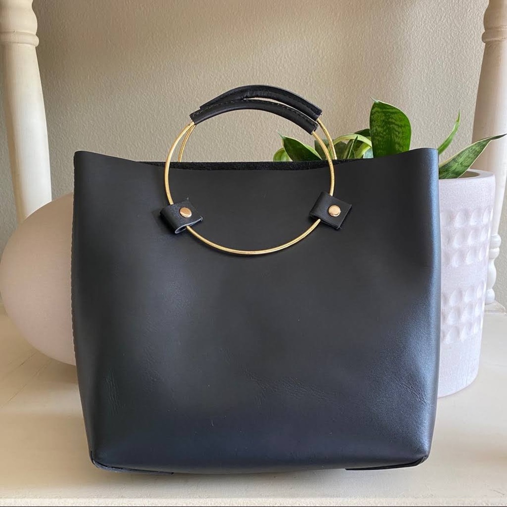 Tribe alive black nubuck leather gold circle double handled purse - Picture 3 of 8